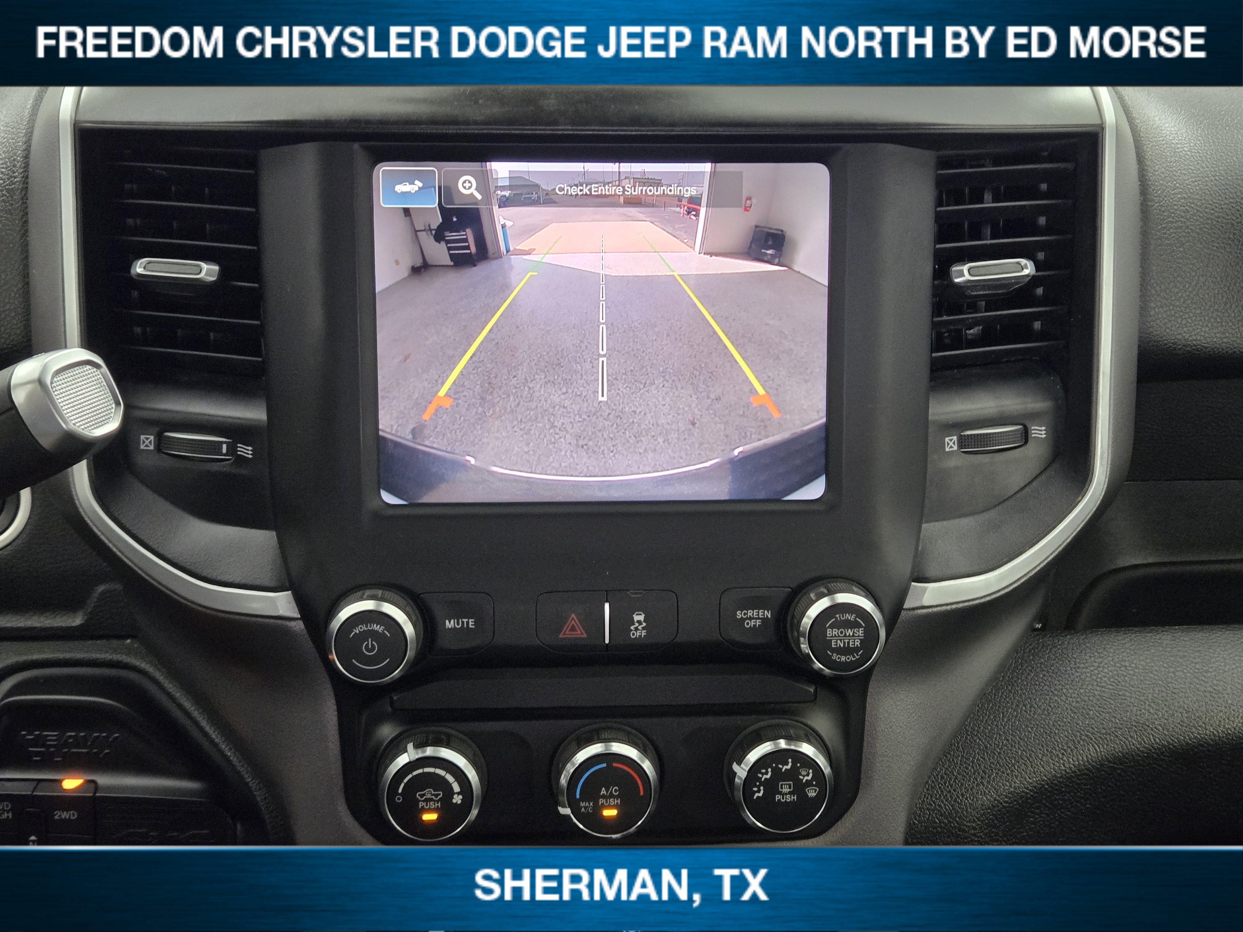 Used 2022 RAM 2500 Big Horn w/ Cold Weather Group image 12