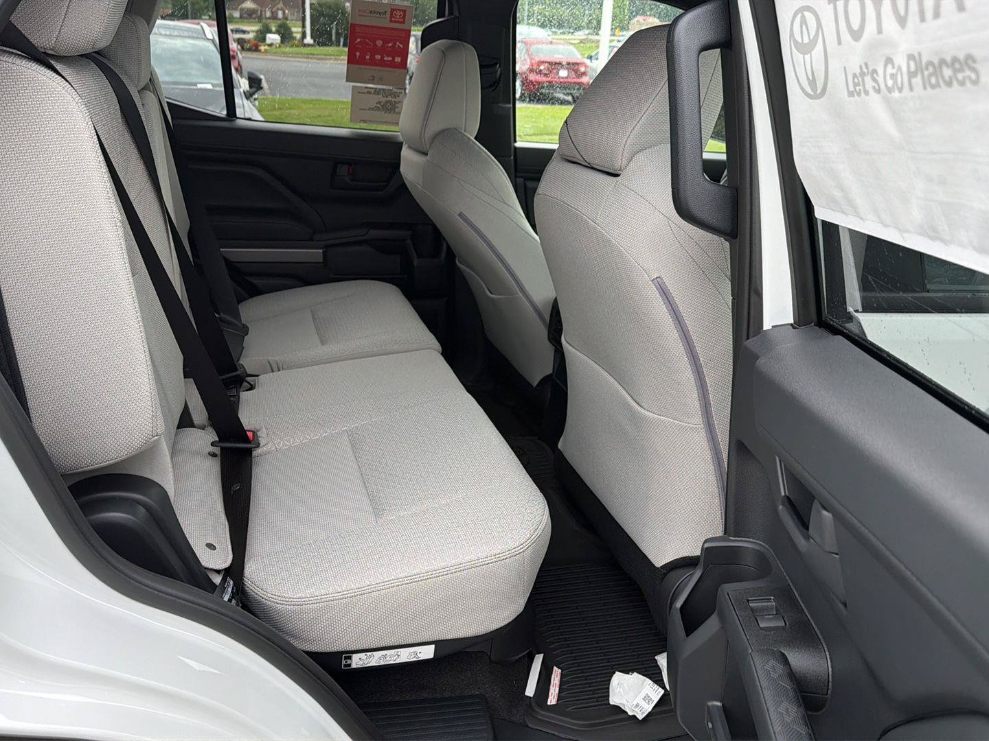 New 2026 Toyota 4Runner SR5 AWD/4WD image 12