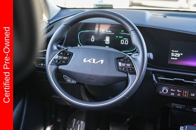 Certified 2025 Kia Niro EX FWD image 16