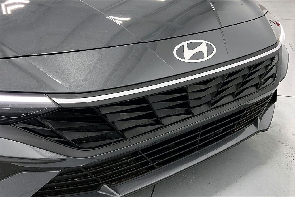 New 2026 Hyundai Elantra SEL Sport FWD image 29