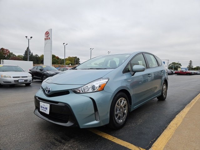 Used 2015 Toyota Prius V Five image 5
