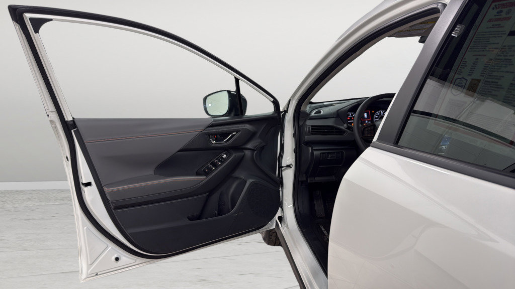 Certified 2026 Subaru Crosstrek 2.5i Limited w/ Crosstrek Mirror Package image 13