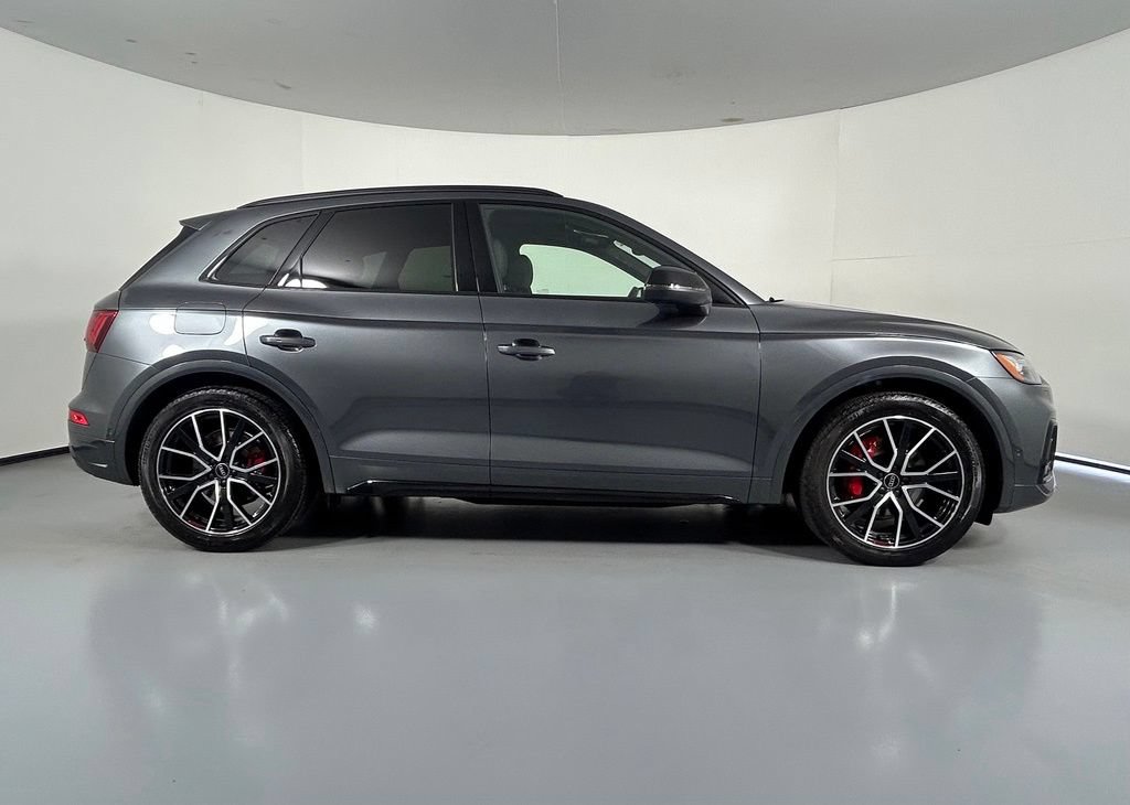 Used 2023 Audi SQ5 Prestige w/ Prestige Package AWD/4WD image 8