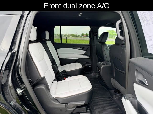 Certified 2025 Chevrolet Traverse High Country AWD/4WD image 10