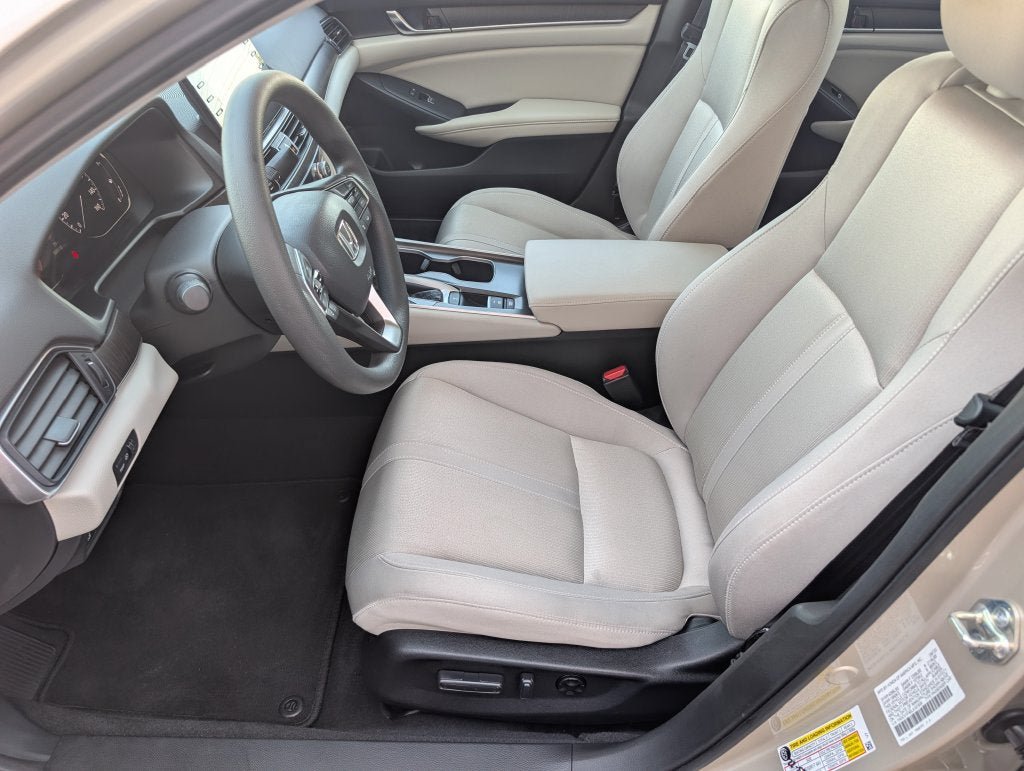 Used 2020 Honda Accord EX image 14