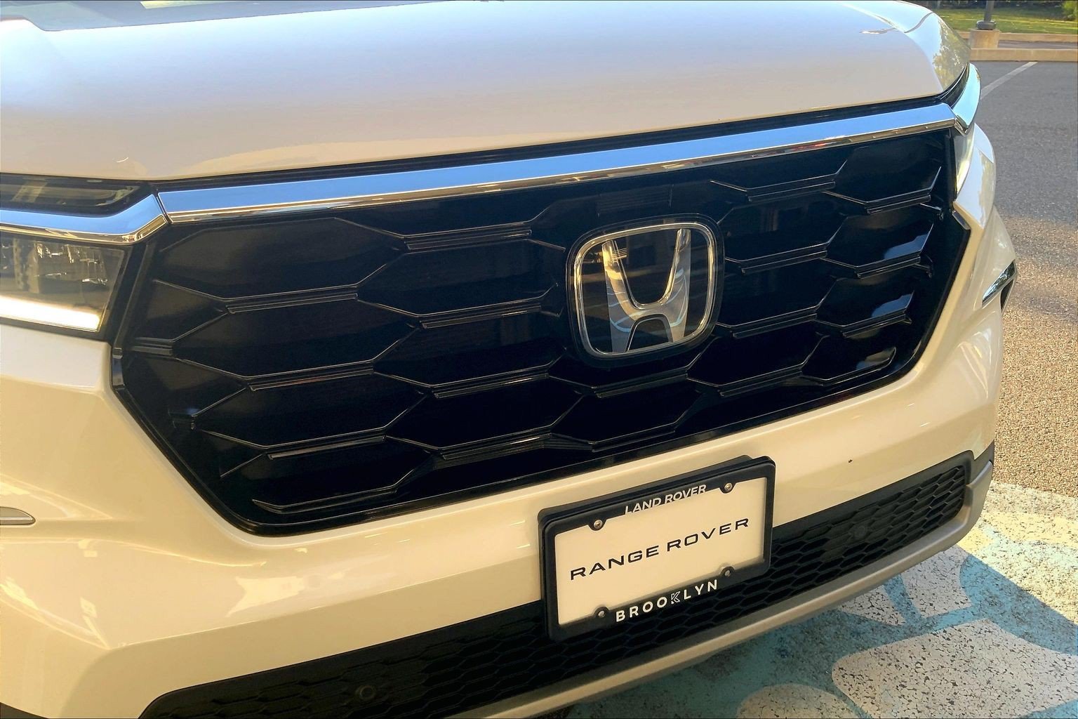 Used 2025 Honda Pilot Touring image 31