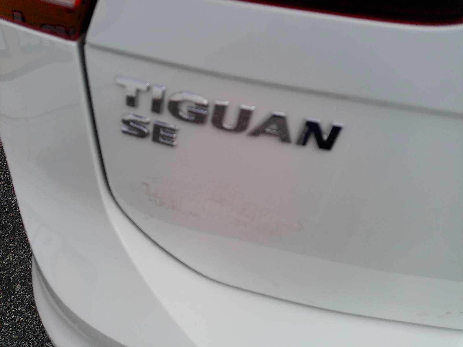 Used 2018 Volkswagen Tiguan SE w/ Panoramic Sunroof Package AWD/4WD image 35