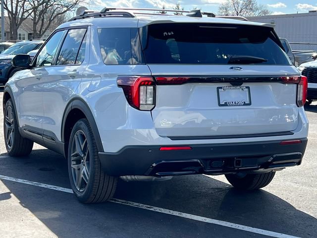 New 2026 Ford Explorer ST-Line w/ ST-Line Street Pack image 12