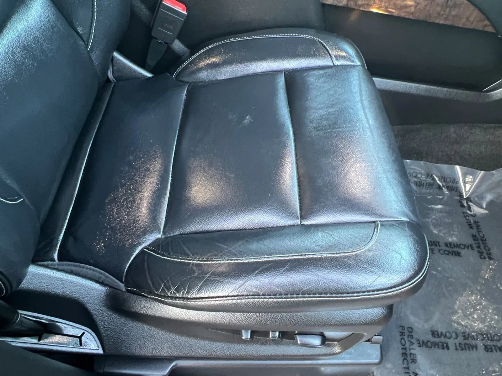 Used 2018 Chevrolet Suburban LT w/ Luxury Package image 15