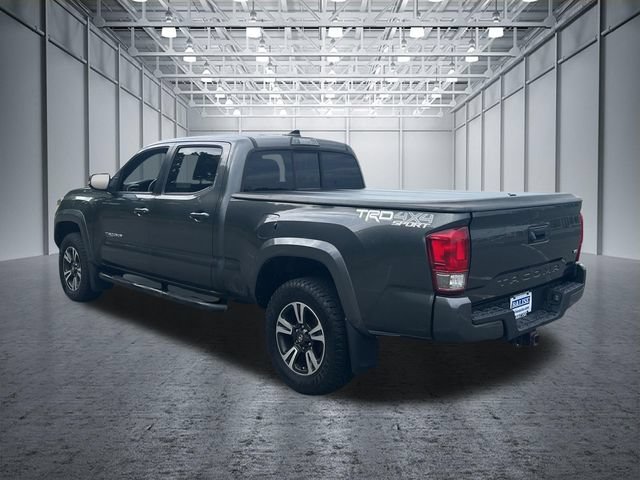 Used 2016 Toyota Tacoma TRD Sport w/ Towing Package AWD/4WD image 8