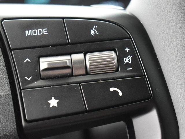 Certified 2025 Kia EV6 Light w/ Light LR Technology Package image 28