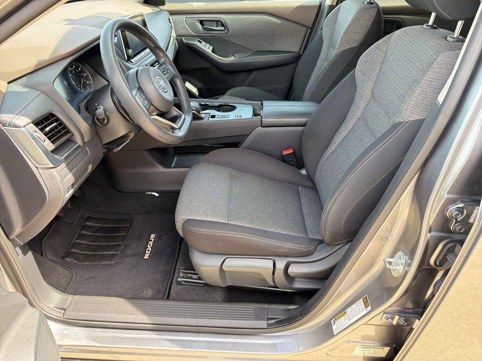 Used 2021 Nissan Rogue S image 5