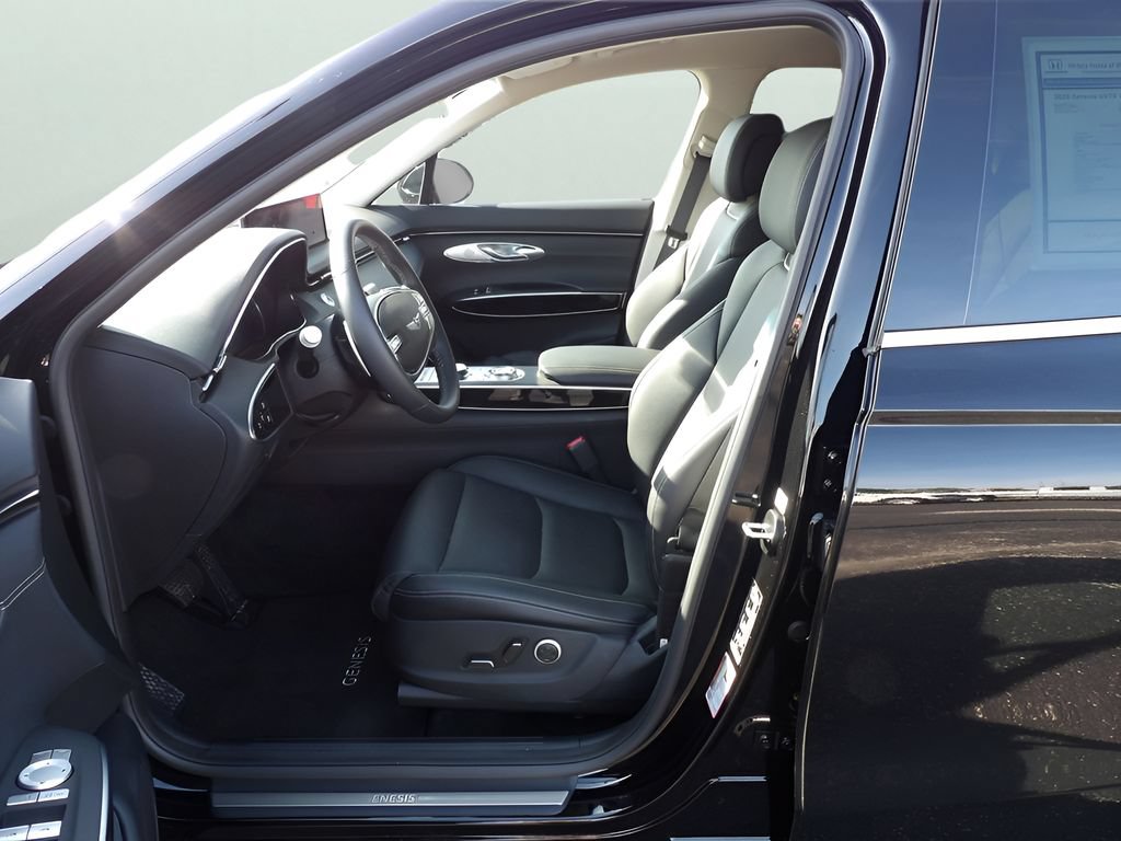 Used 2025 Genesis GV70 2.5T AWD/4WD image 19