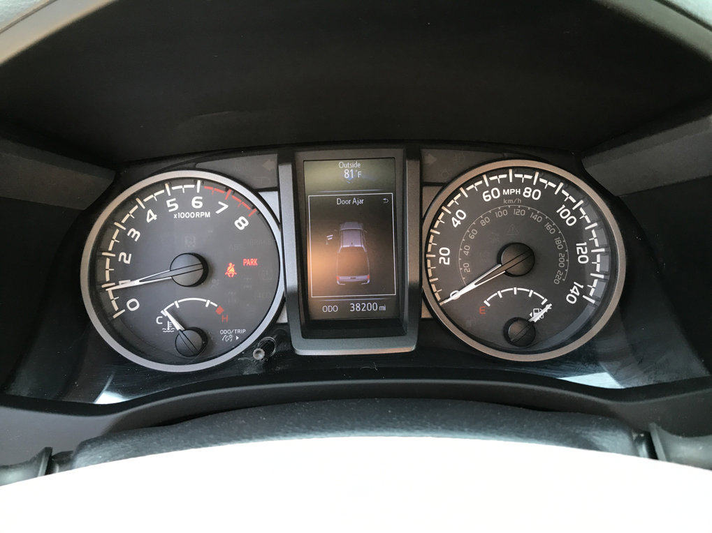 Used 2019 Toyota Tacoma TRD Sport AWD/4WD image 15