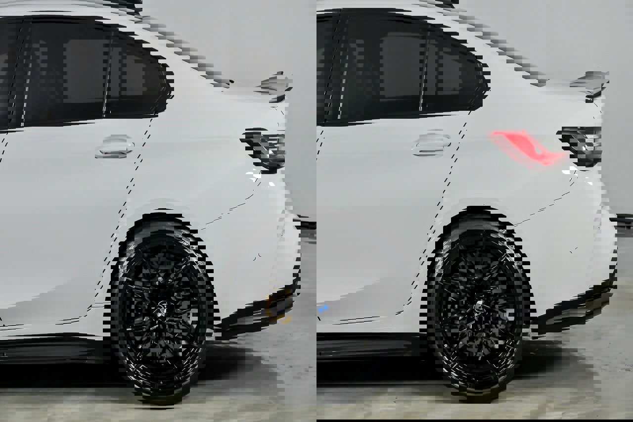 Used 2021 BMW M3 Competition image 9