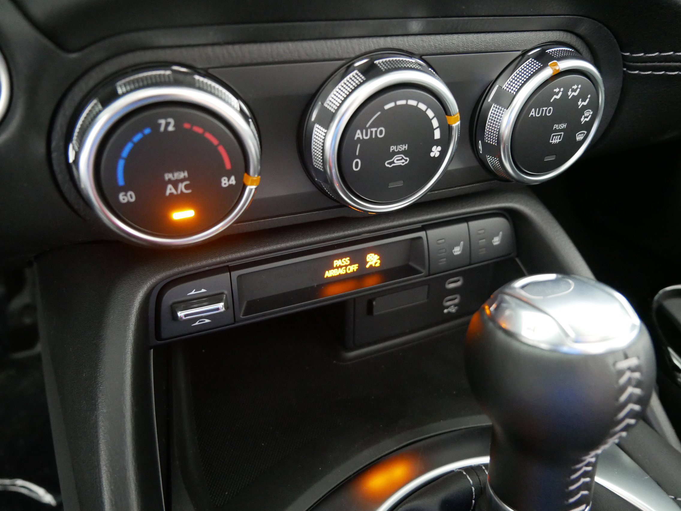New 2026 MAZDA MX-5 Miata RF Grand Touring w/ Appearance Package RWD image 7