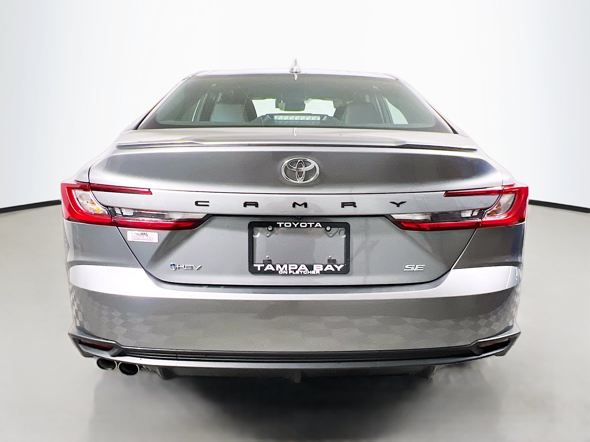 Used 2025 Toyota Camry SE FWD image 6