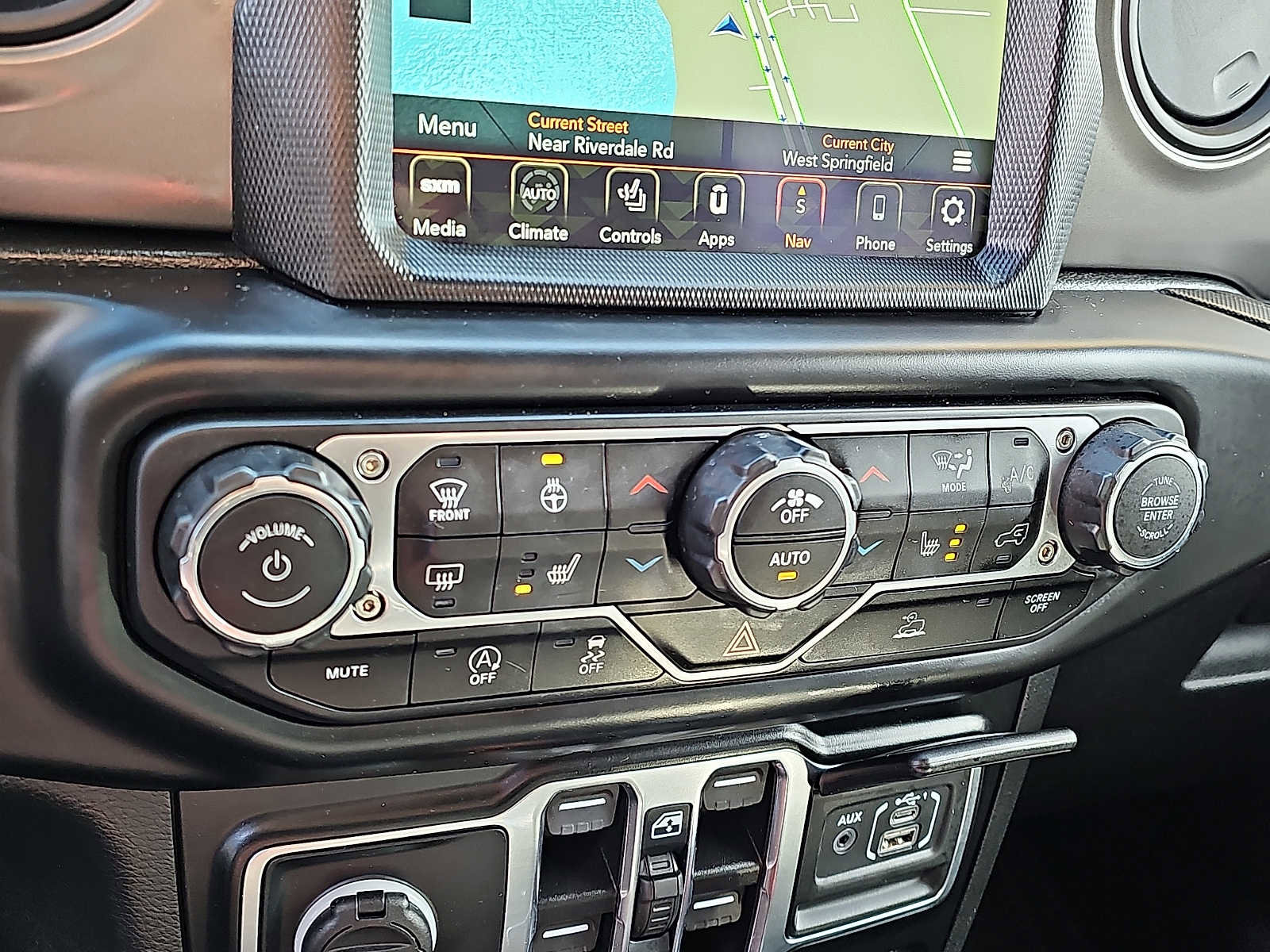 Used 2022 Jeep Wrangler Unlimited Sport image 16