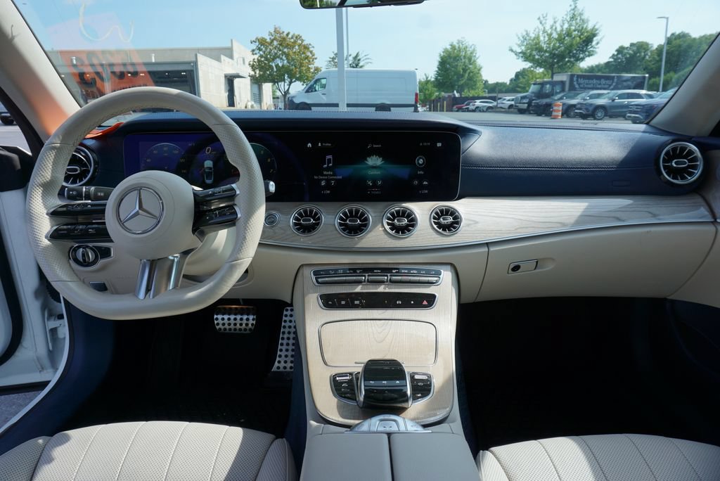 Used 2021 Mercedes-Benz E 450 4MATIC Cabriolet image 13