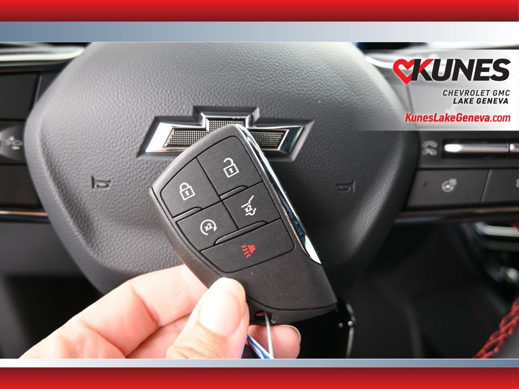 New 2026 Chevrolet Traverse RS w/ LPO, Floor Liner Package image 32