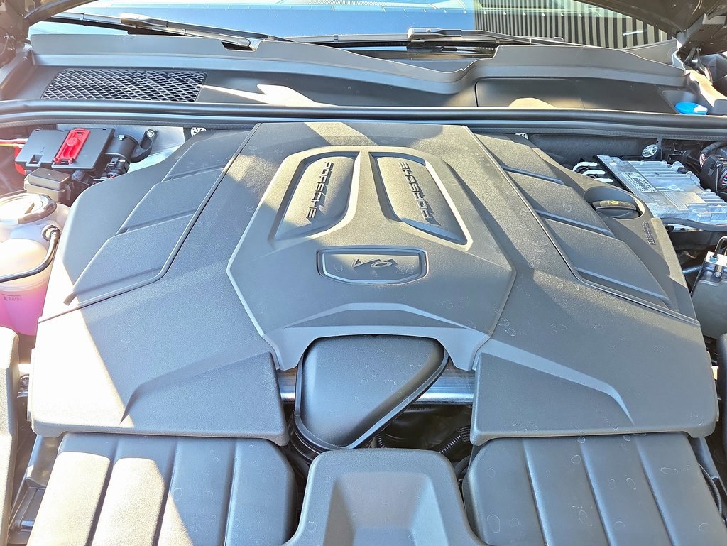 New 2026 Porsche Cayenne Coupe image 32