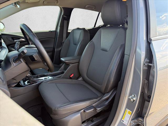 Used 2025 Buick Encore GX Preferred FWD image 11