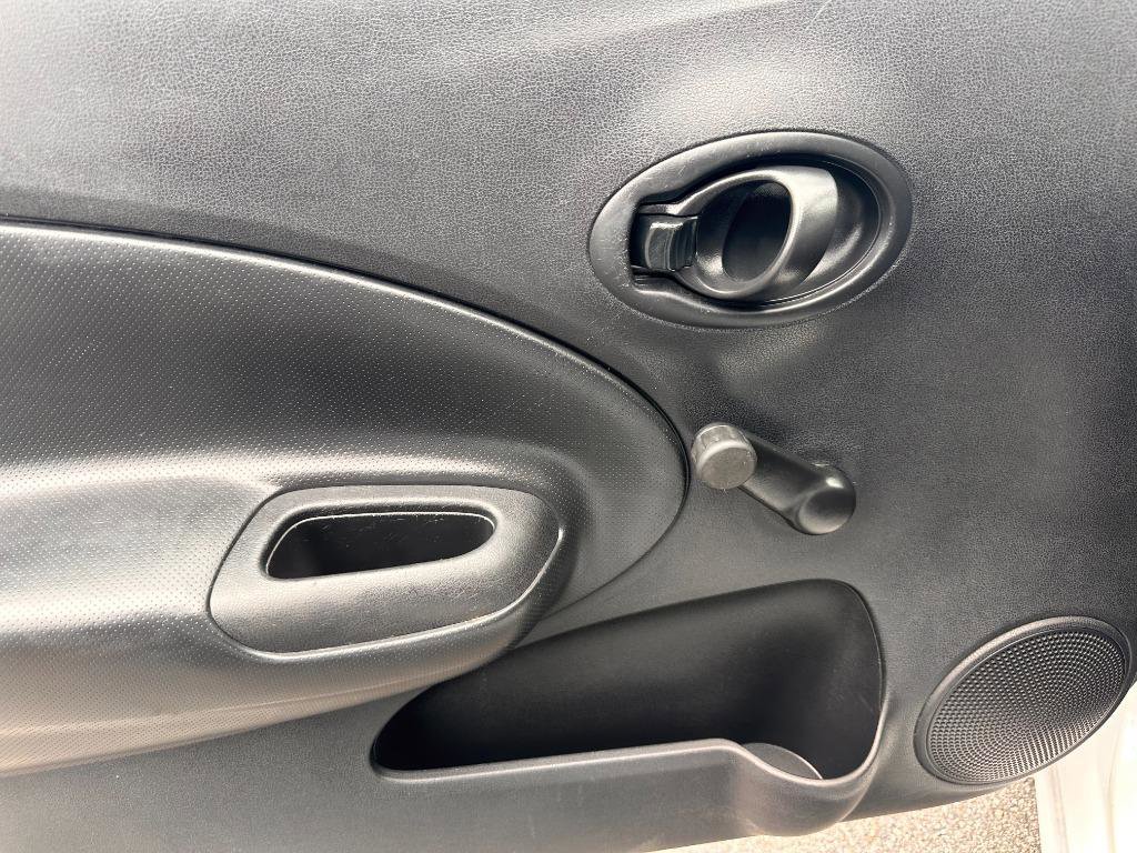 Used 2018 Nissan Versa Note S FWD image 8