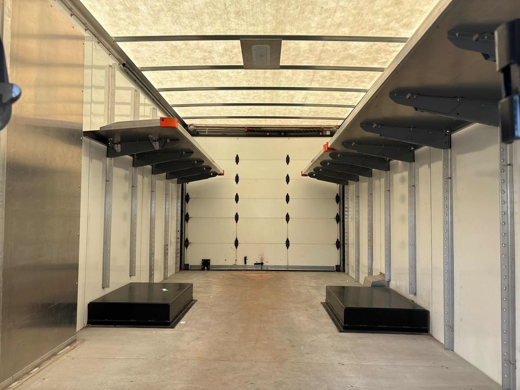 Used 2022 Ford E-450 and Econoline 450 Super Duty RWD image 18