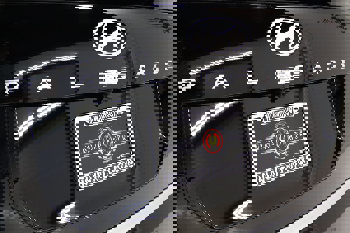 Used 2026 Hyundai Palisade Calligraphy image 11