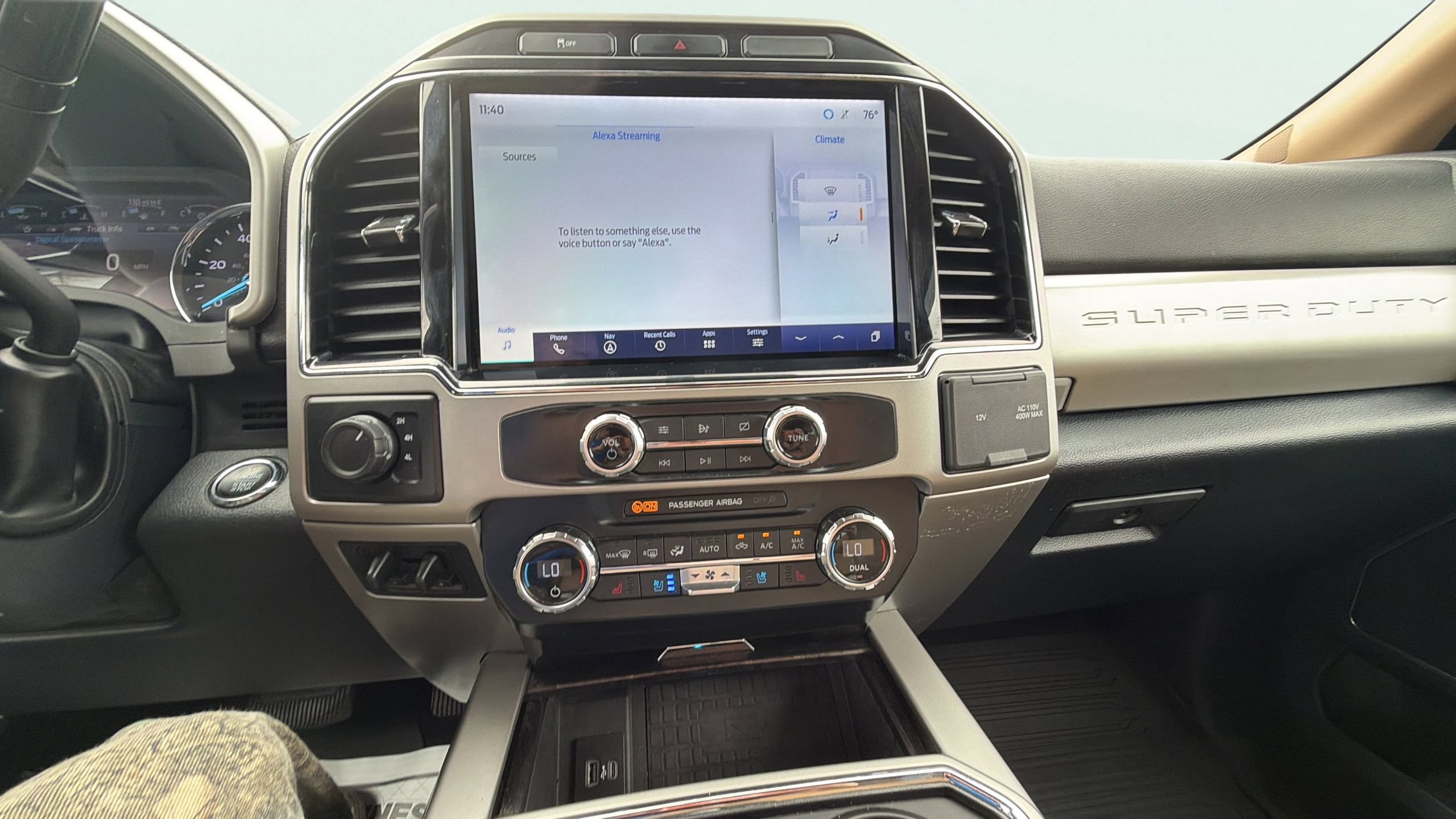 Used 2022 Ford F250 Lariat w/ Lariat Ultimate Package AWD/4WD image 25