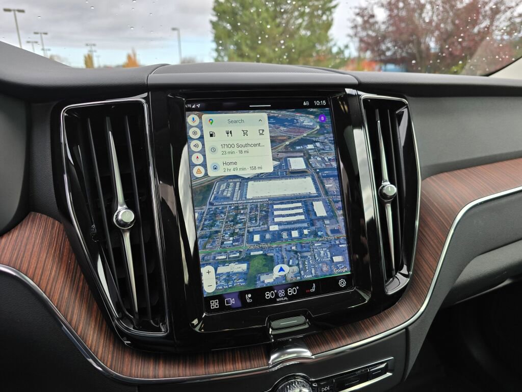 Used 2023 Volvo XC60 B5 Plus w/ Climate Package image 27