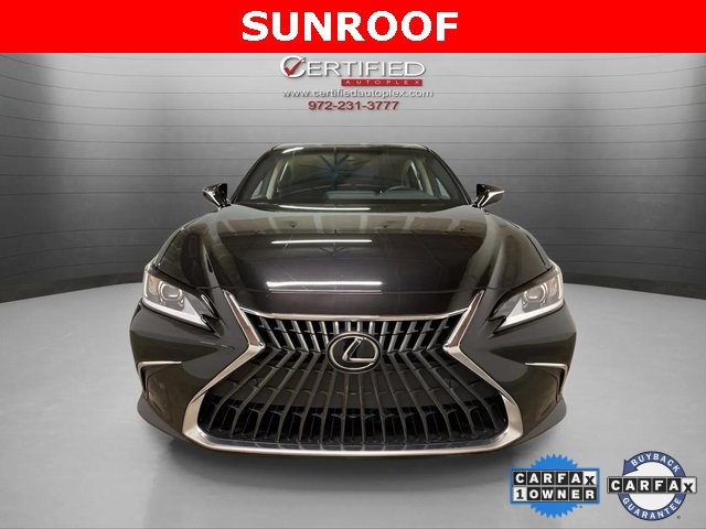 Used 2023 Lexus ES 300h w/ Premium Package image 2