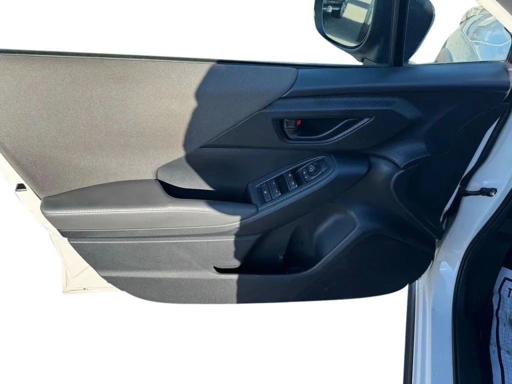 Used 2024 Subaru Crosstrek 2.0i Premium w/ Crosstrek Mirror Package image 11