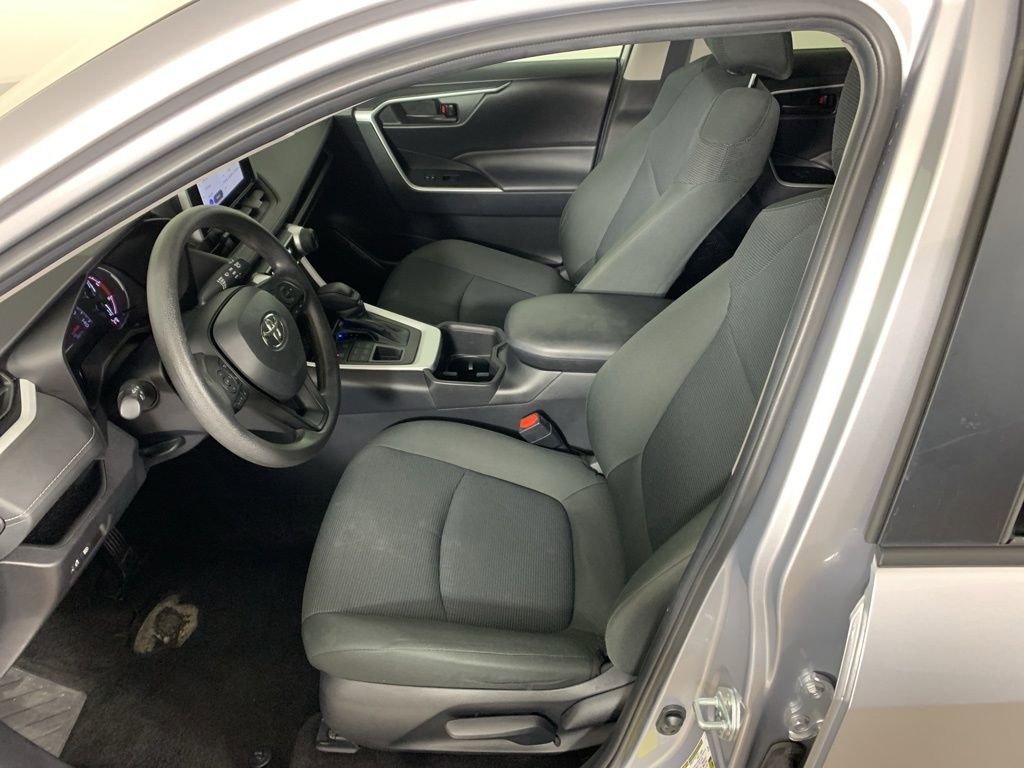 Used 2024 Toyota RAV4 LE image 28