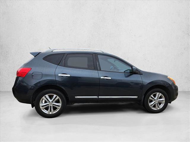 Used 2013 Nissan Rogue SV w/ Premium Pkg image 4