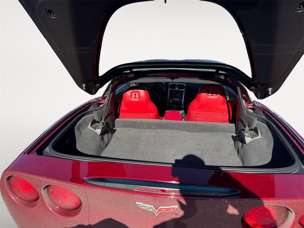 Used 2005 Chevrolet Corvette Coupe w/ Preferred Equipment Group image 13