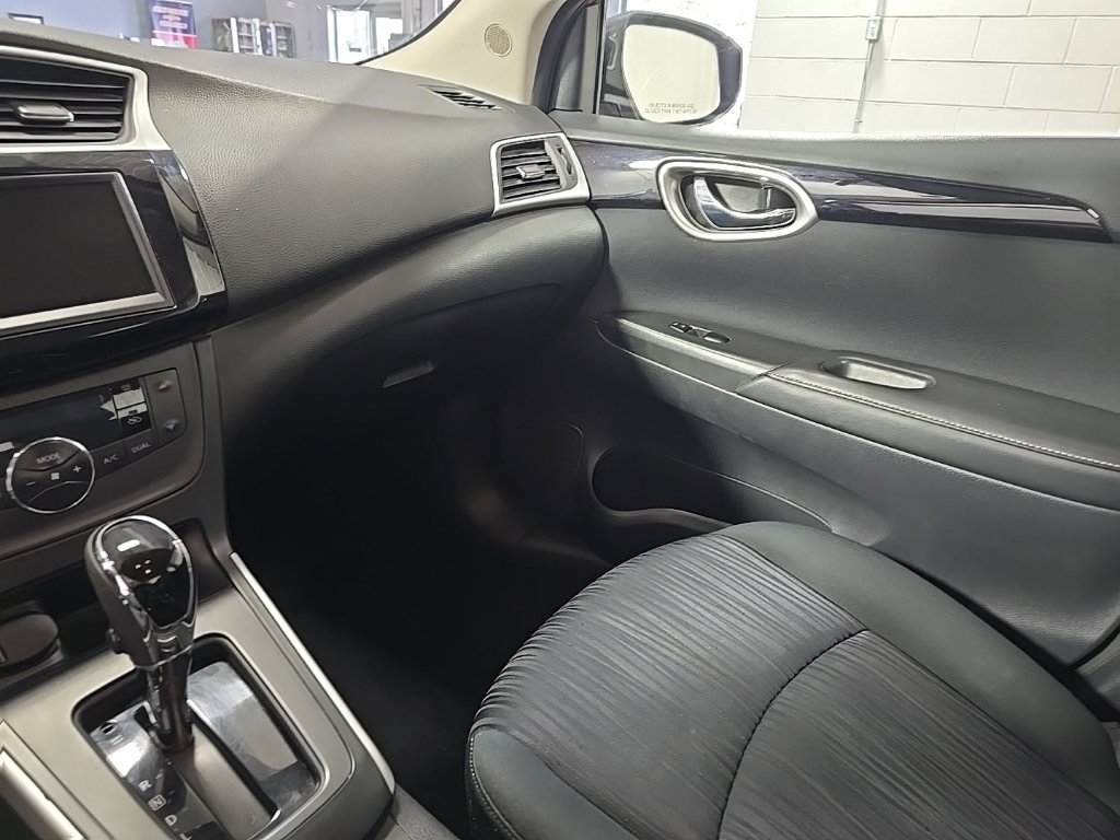 Used 2019 Nissan Sentra SV FWD image 26