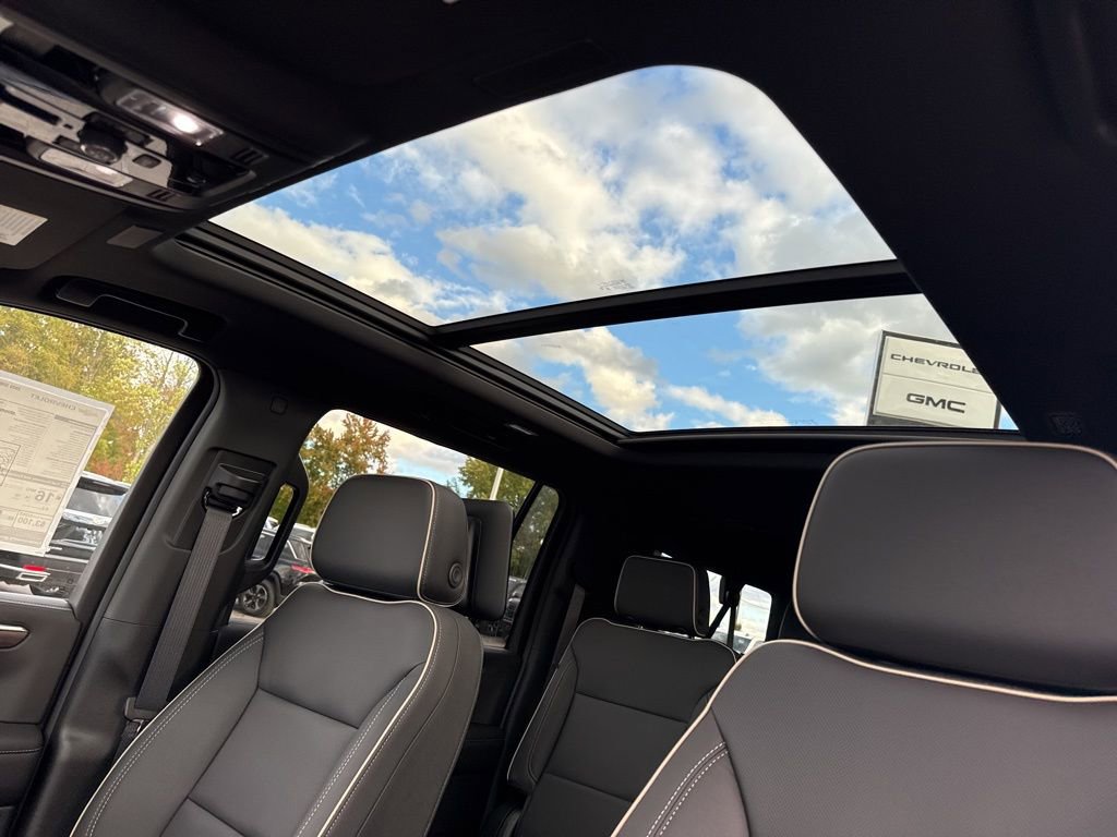 New 2026 Chevrolet Suburban Premier image 10