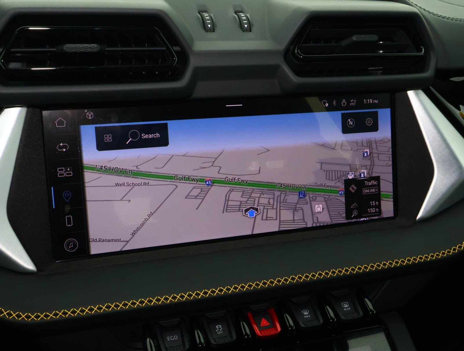 Used 2025 Lamborghini Urus SE AWD/4WD image 27