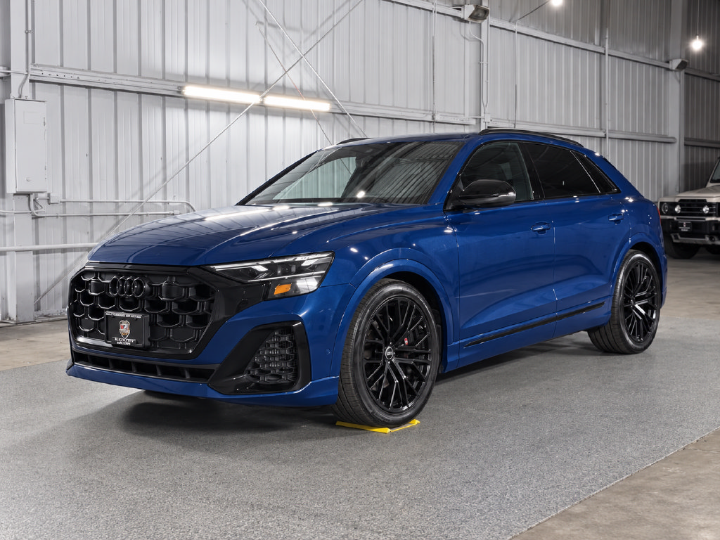Used 2024 Audi SQ8 Premium Plus AWD/4WD image 1