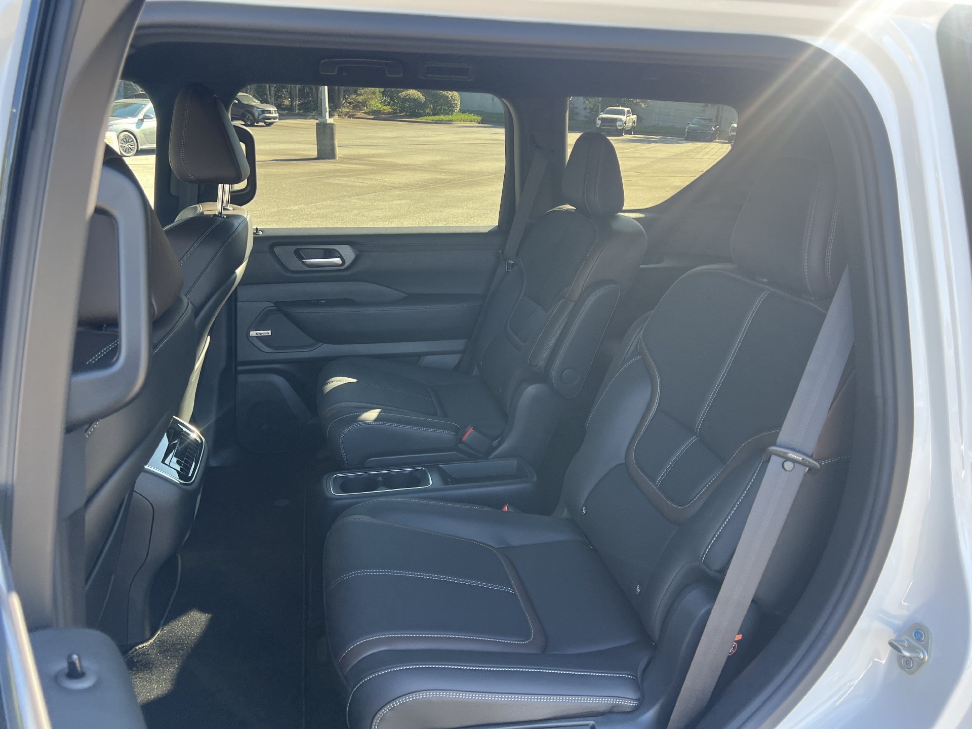New 2026 Nissan Armada SL AWD/4WD image 17