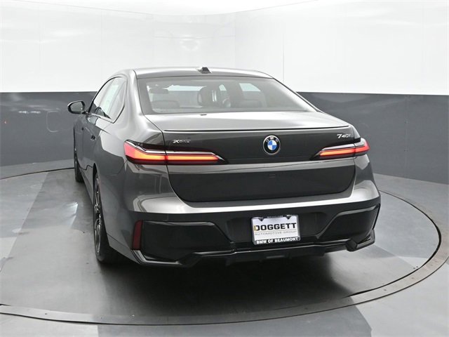 New 2025 BMW 740i xDrive w/ Executive Package image 8