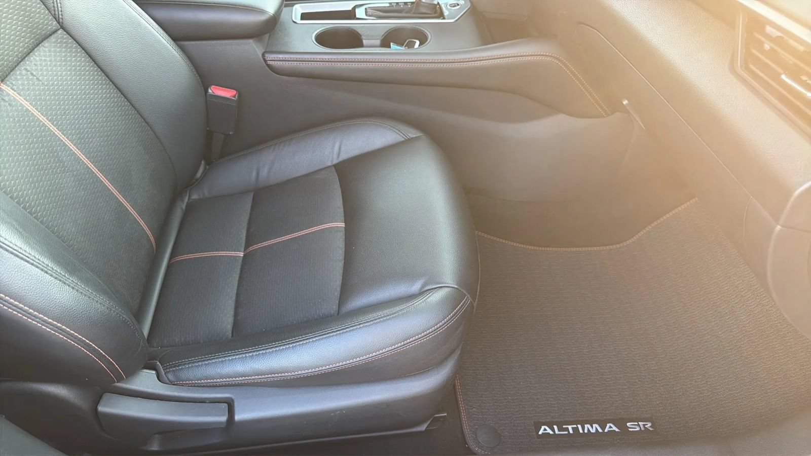 Used 2022 Nissan Altima 2.5 SR FWD image 23