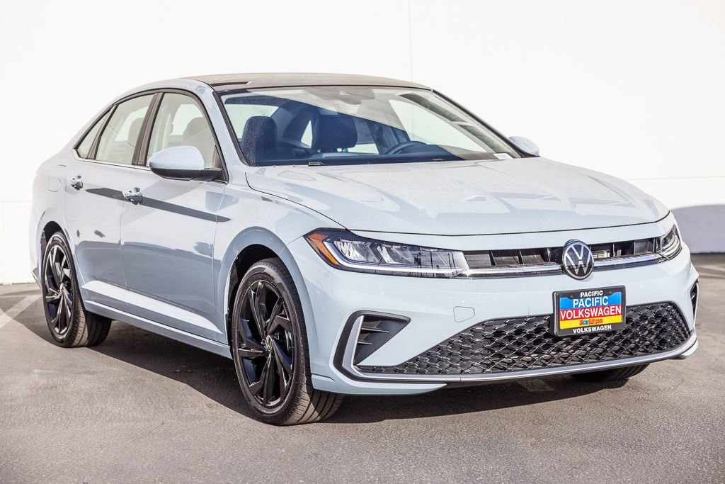 New 2026 Volkswagen Jetta SE