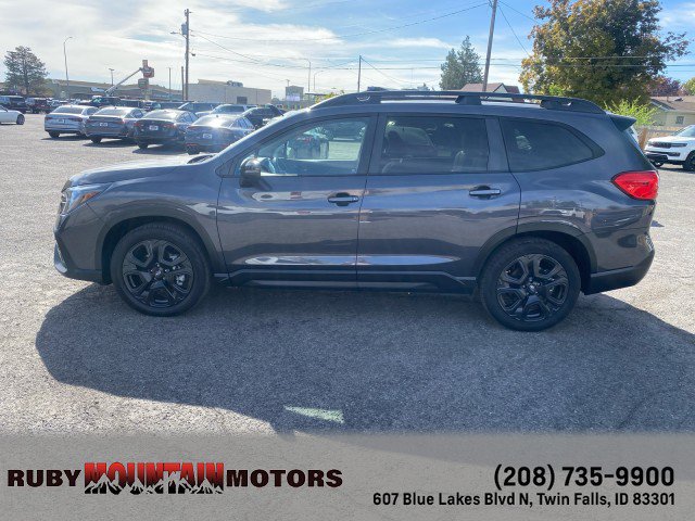 Used 2023 Subaru Ascent Onyx Edition AWD/4WD image 4