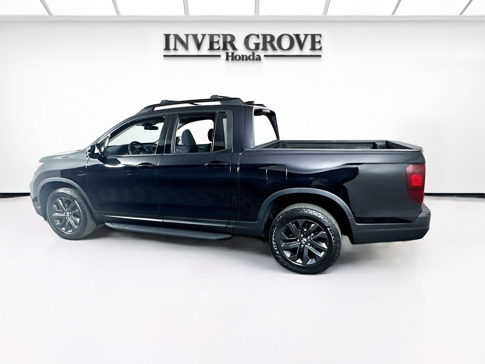 Used 2023 Honda Ridgeline Sport image 7
