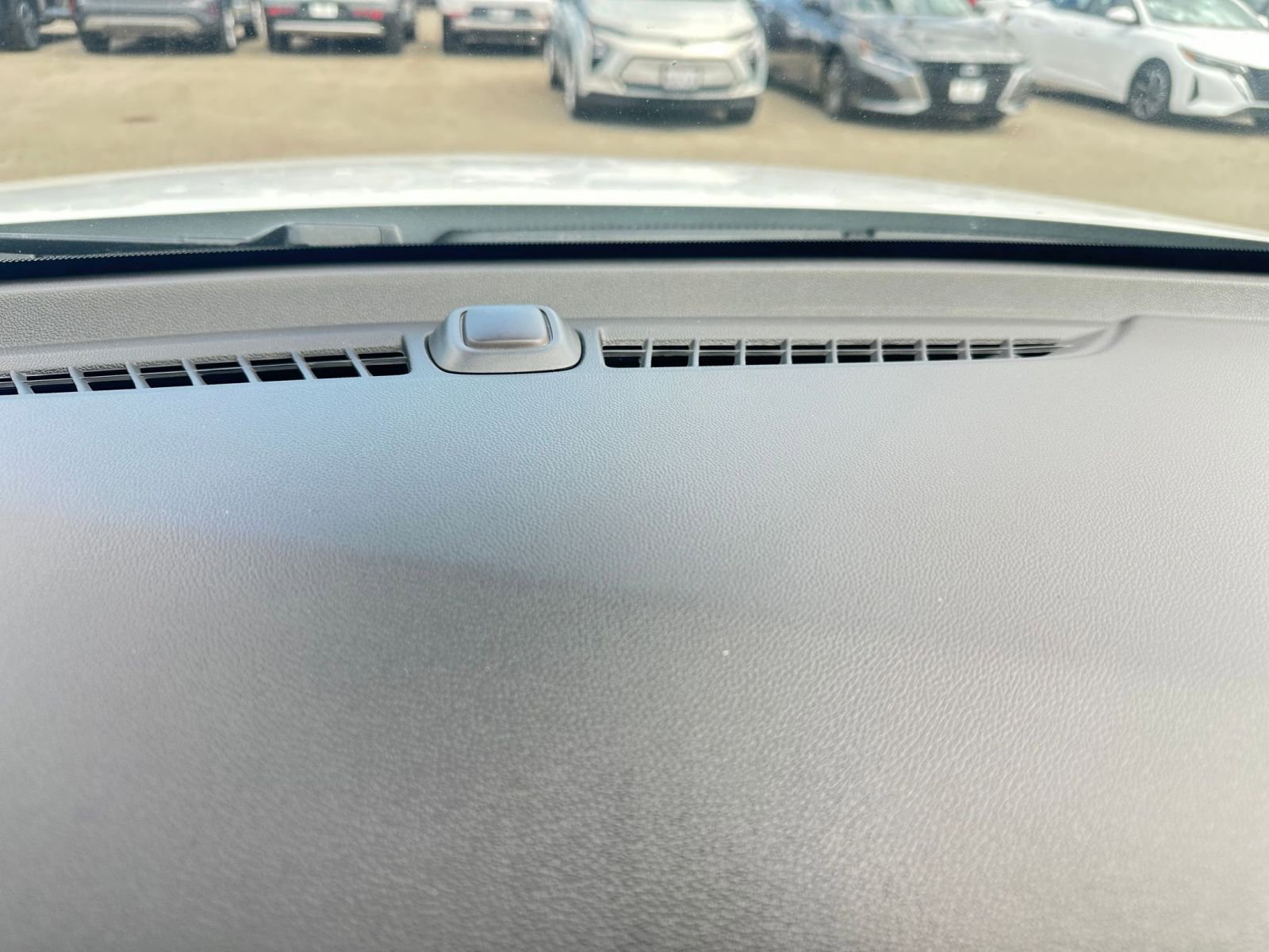 Used 2024 Chevrolet TrailBlazer LT w/ Driver Confidence Package image 18