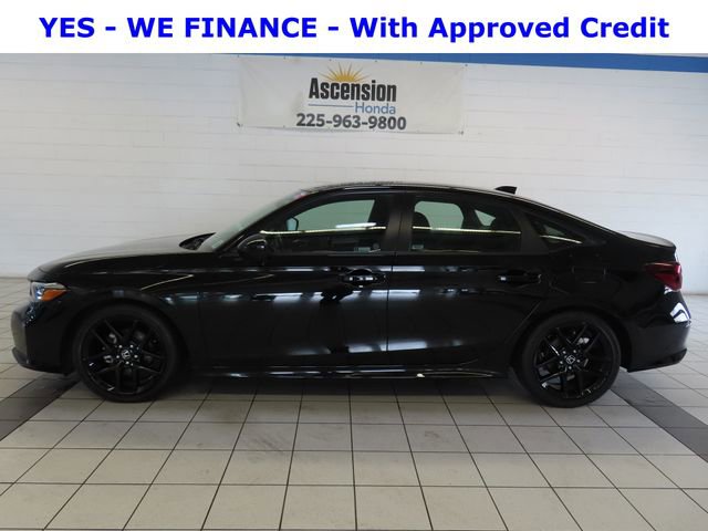 Used 2025 Honda Civic Sport image 3