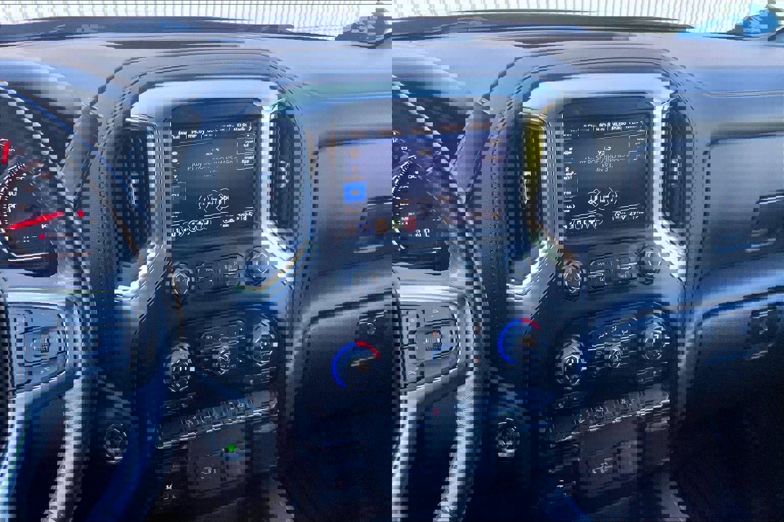 Used 2022 Chevrolet Silverado 1500 LT Trail Boss w/ Convenience Package II image 6