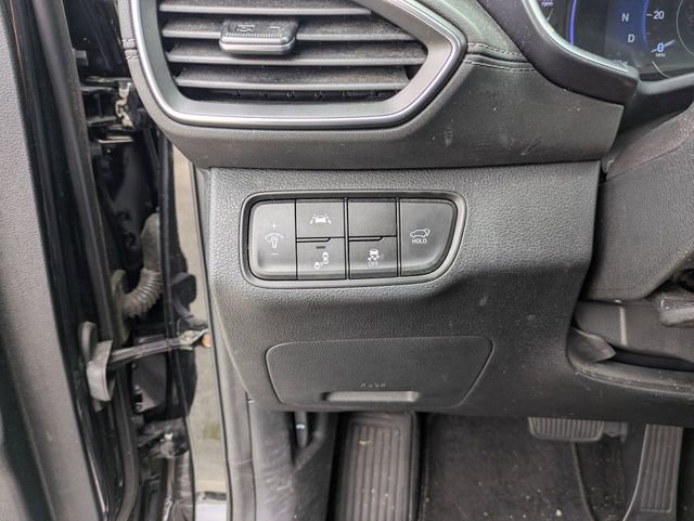 Used 2019 Hyundai Santa Fe Limited FWD image 12